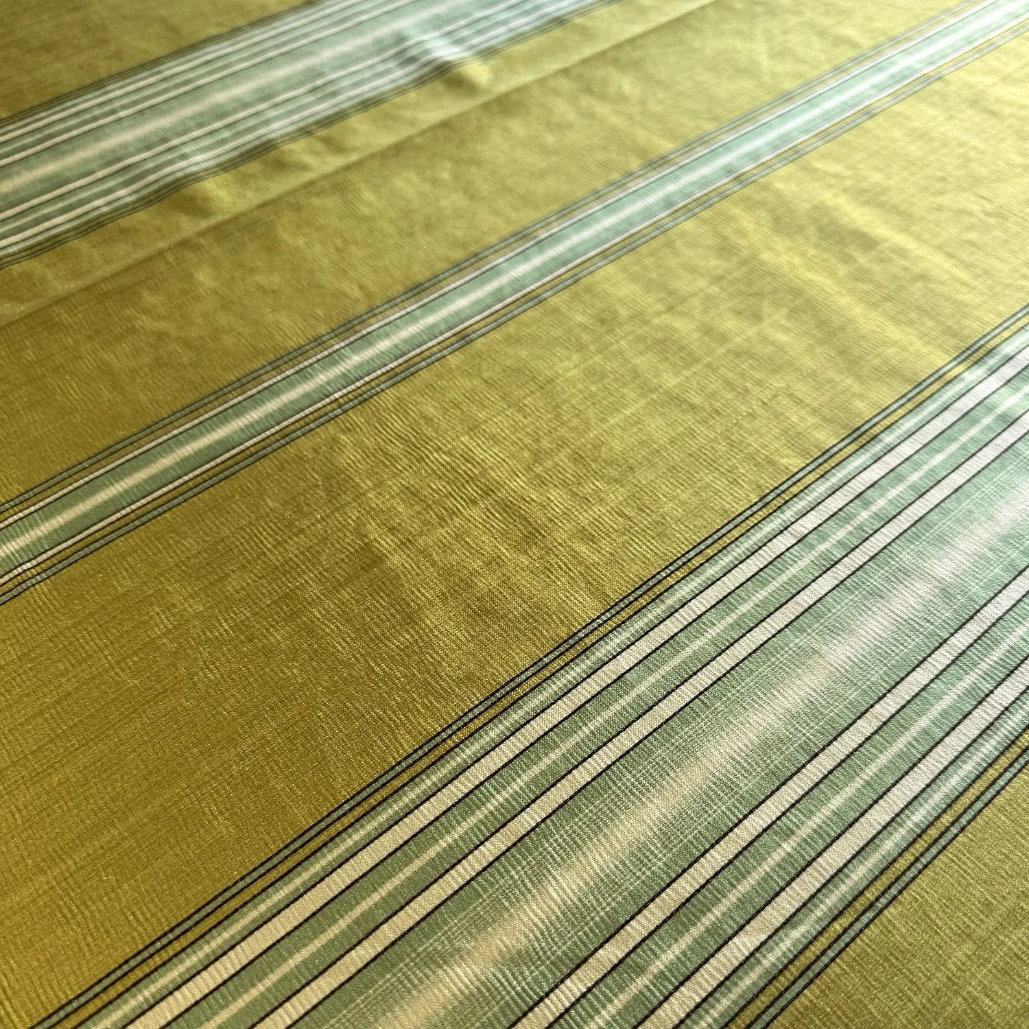 SATIN 008 STRIPED 33 BRONZE 