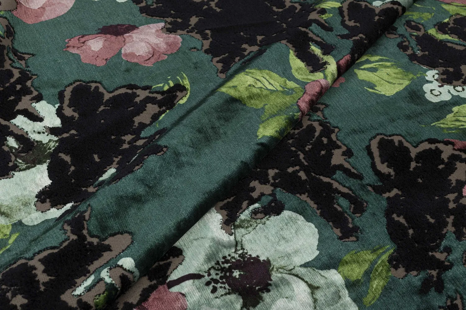 ETIQUETTE 03 PRECIOUS 