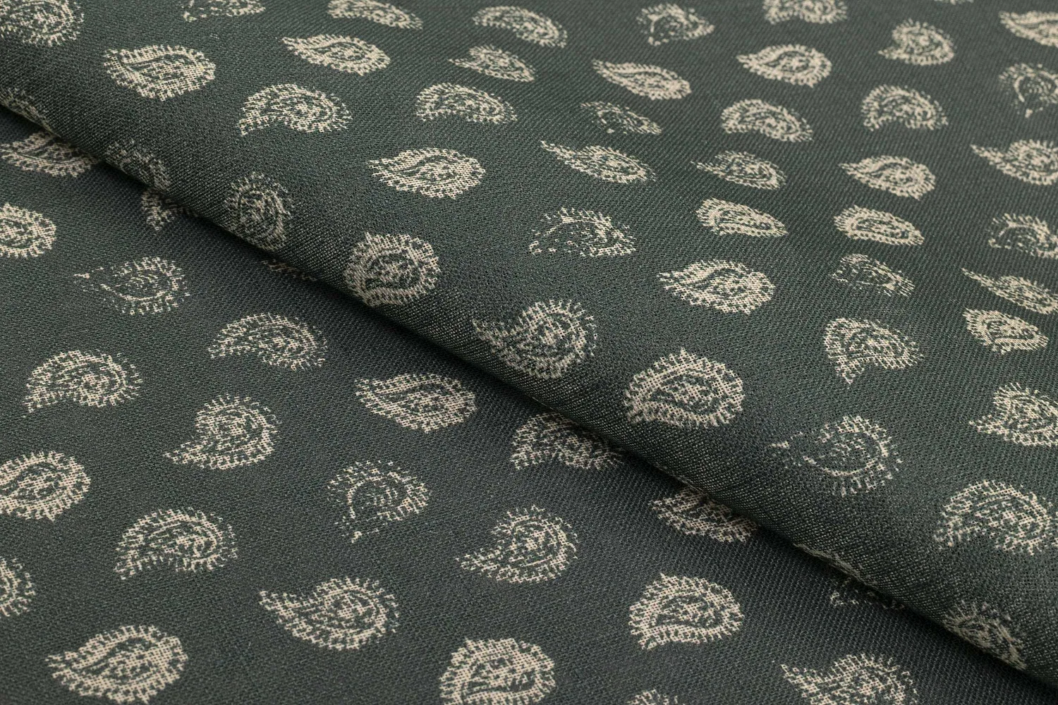 AMRA PAISLEY JUNIPER 