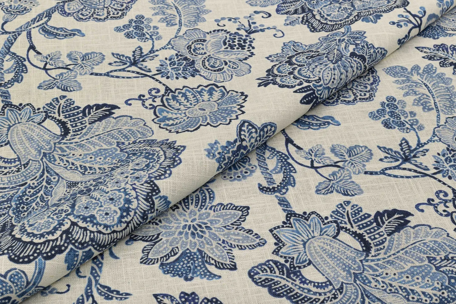 HELMSLEY 525 PORCELAINE BLUE 