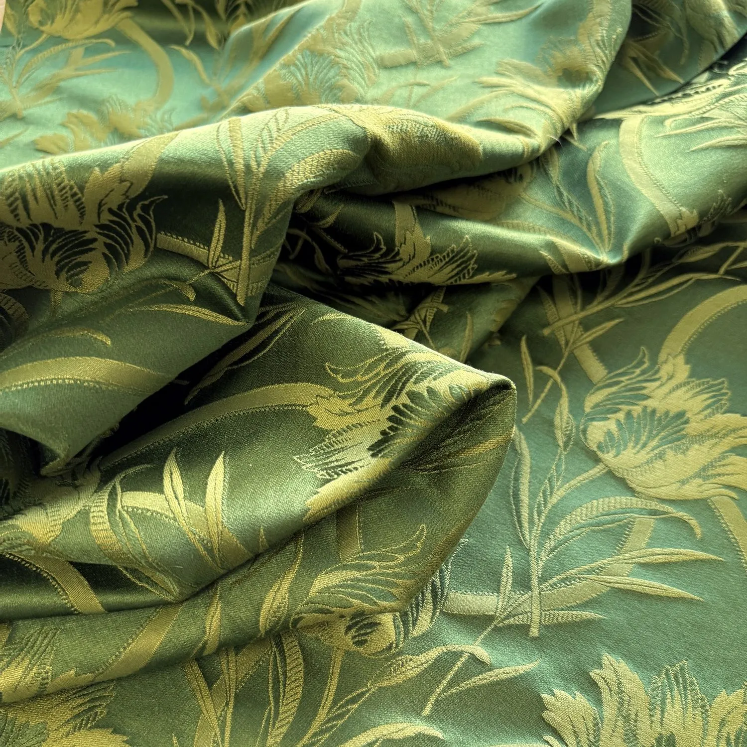 DAMASK 050 col 2006 GREEN des.1432 130 cm 