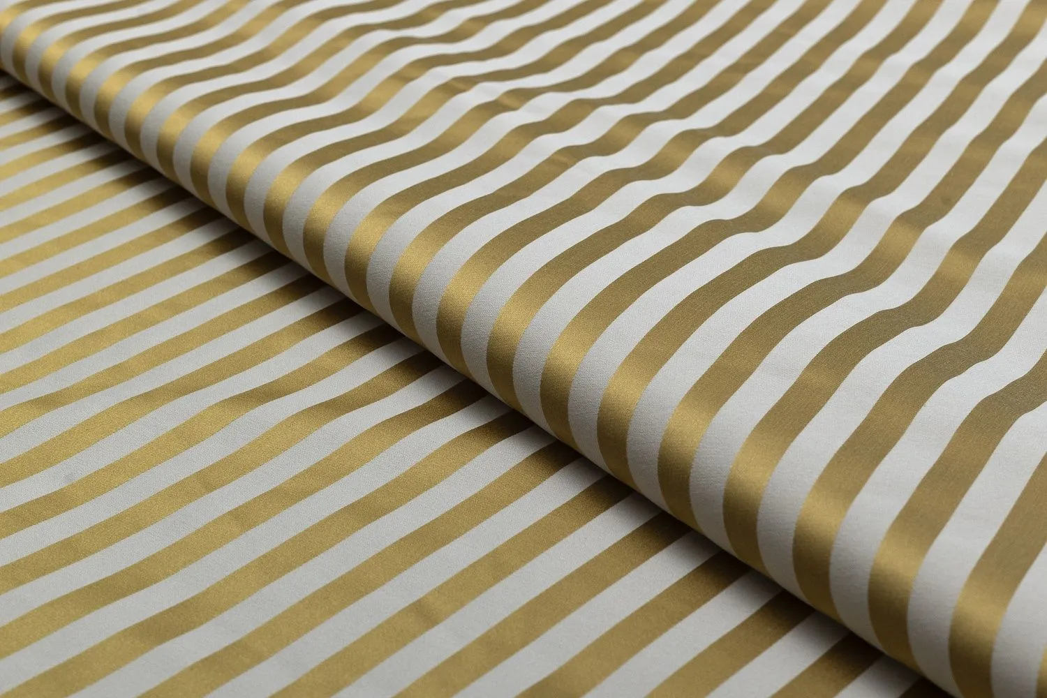 LIEGI STRIPE GOLD WHITE 