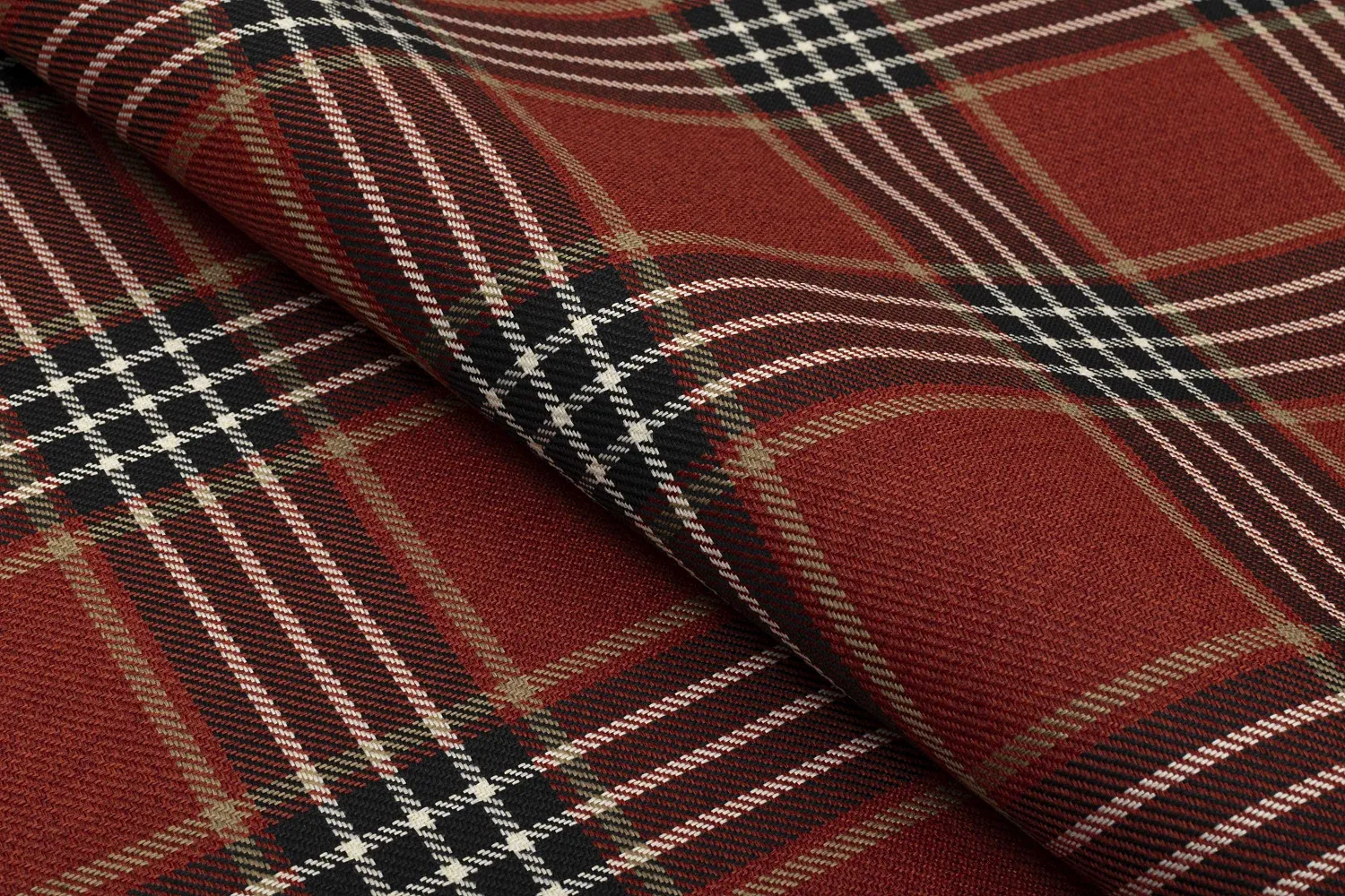 YARMOUTH 38 CINNABAR 