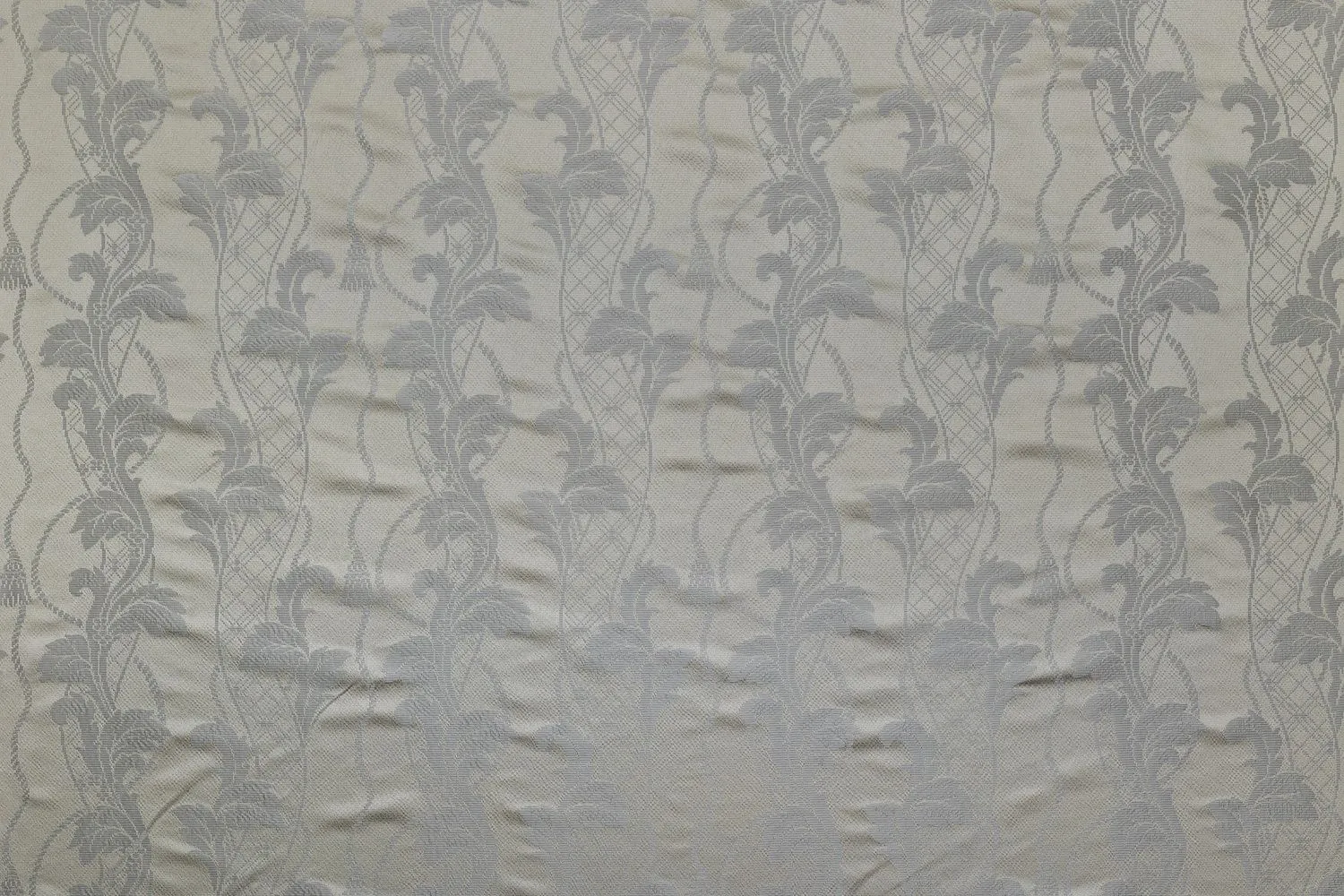 TASSELS STRIPE IVORY 