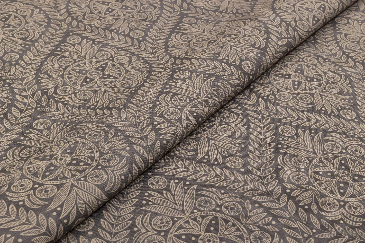 PAVILLION TRELLIS CHARCOAL 