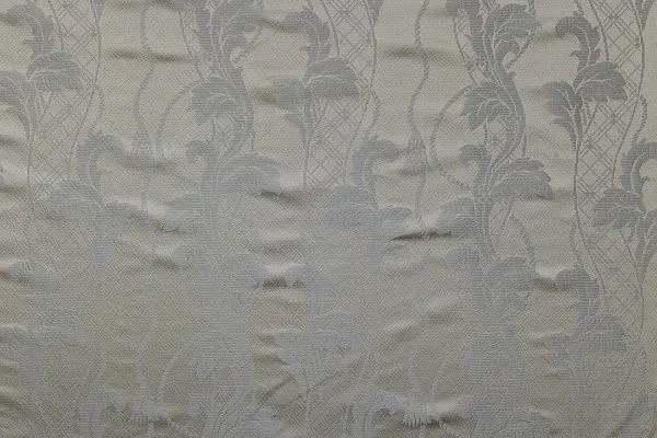 TASSELS STRIPE IVORY 